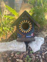 Load image into Gallery viewer, Avian Casa